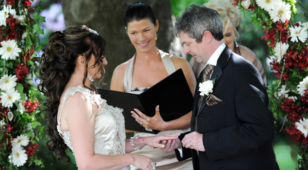 Luxury Wedding Celebrant